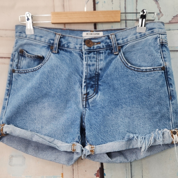One Teaspoon Chargers Jean Shorts - Picture 2 of 7